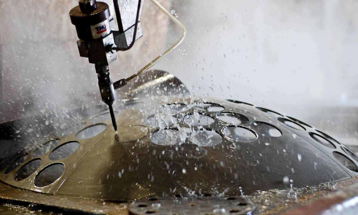 Гидроабразивная очистка емкостей